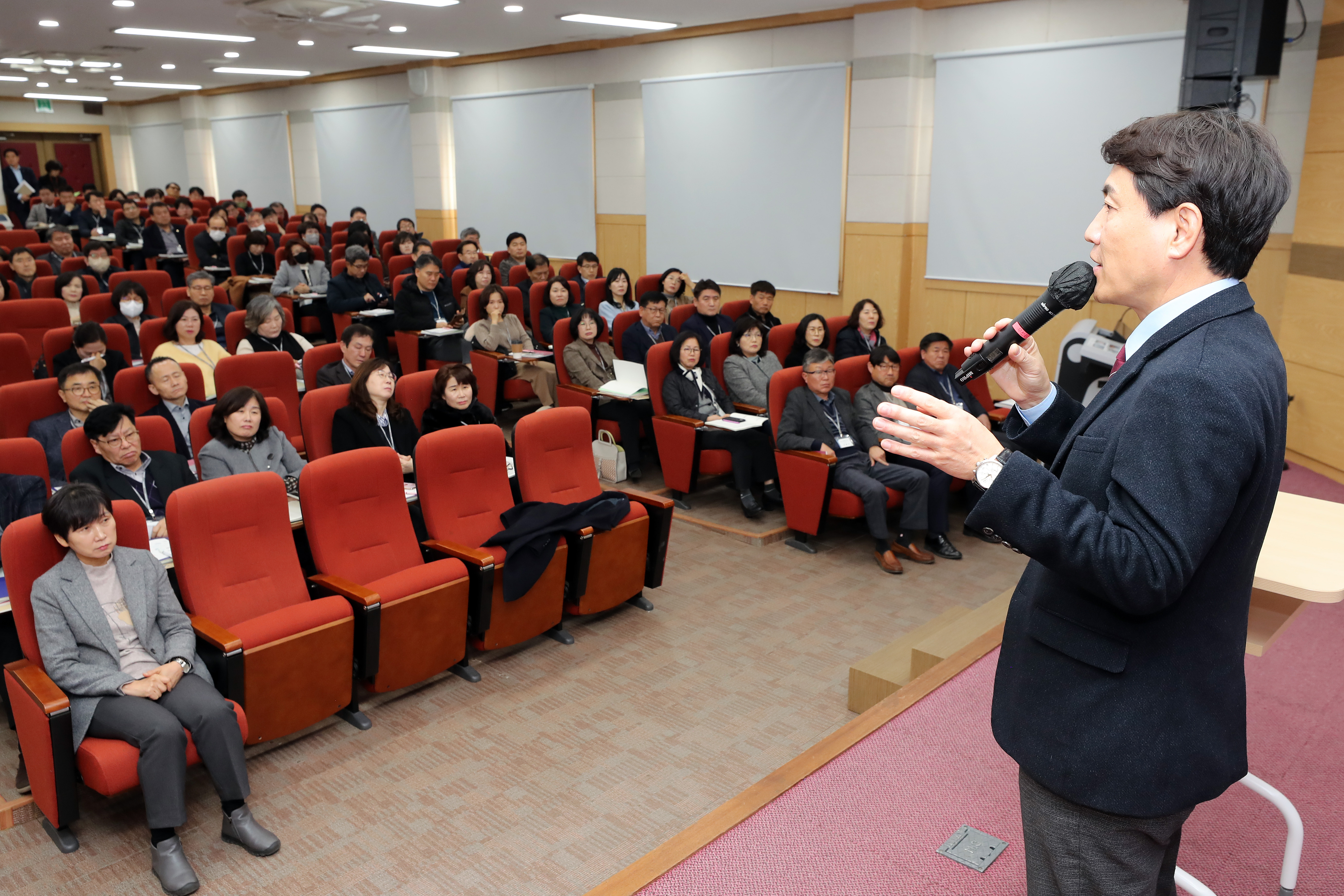 20230223 시군 고급관리자과정 특강012(김진태 도지사).jpg